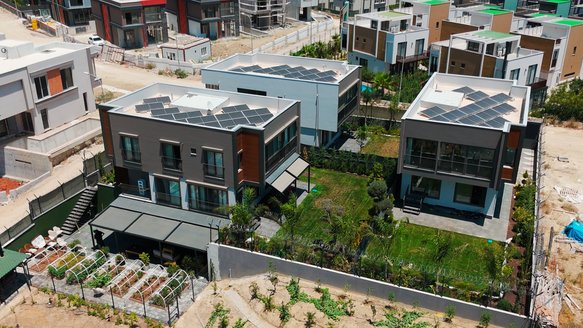 X Bahçe The Trio Villaları